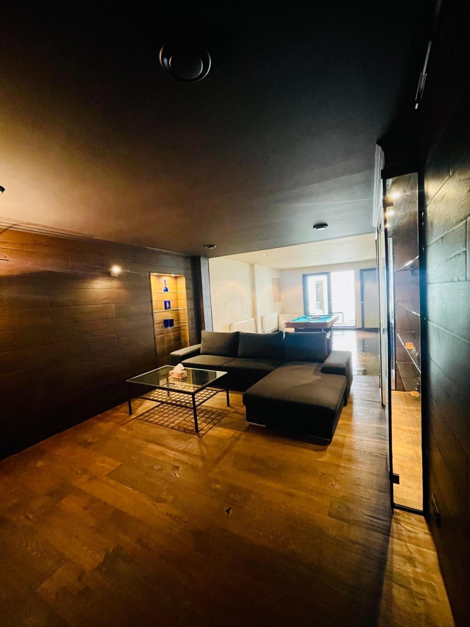 Down Town Spacious Loft Retreat With Private Parking Βρυξέλλες Εξωτερικό φωτογραφία